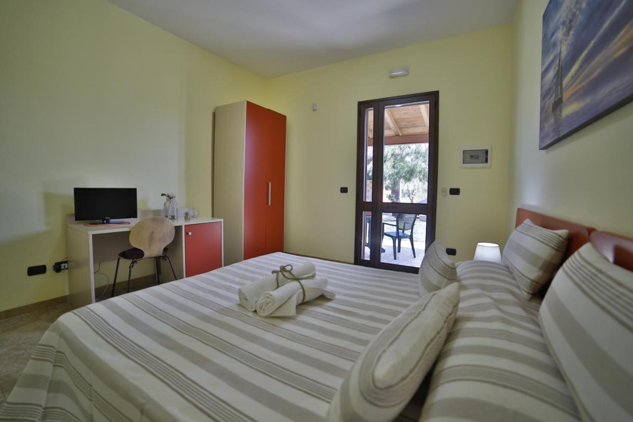 B&B La Casa Di Attilio Porto Cesareo Exterior photo
