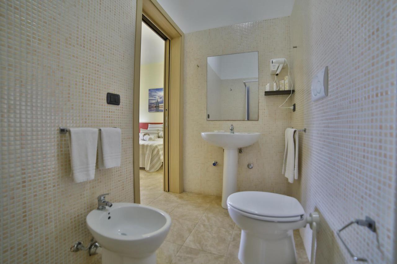 B&B La Casa Di Attilio Porto Cesareo Exterior photo