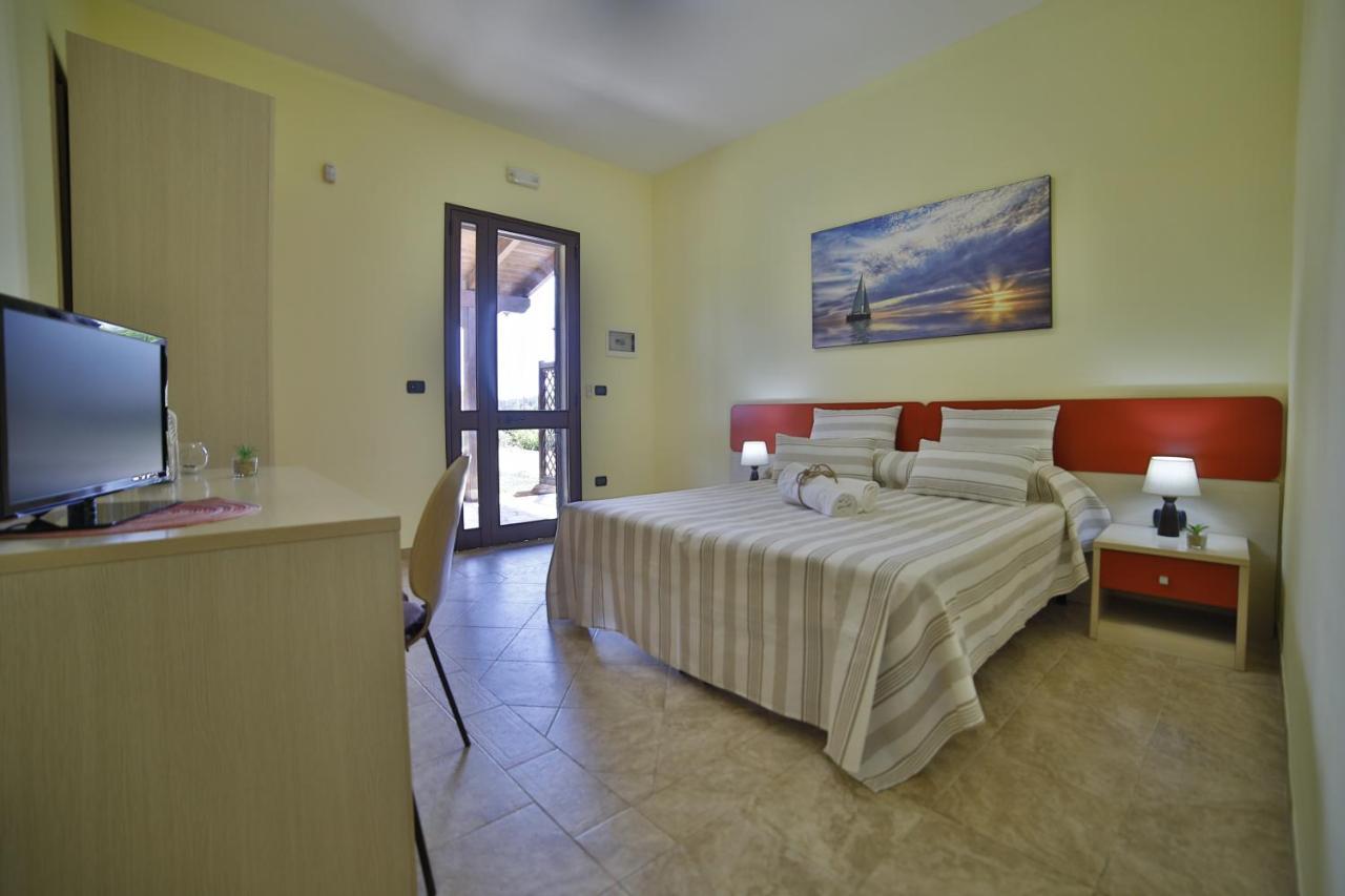 B&B La Casa Di Attilio Porto Cesareo Exterior photo